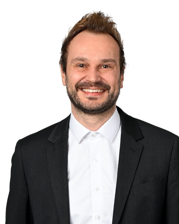 Portrait of Yves Gugger, founder of Thinkery